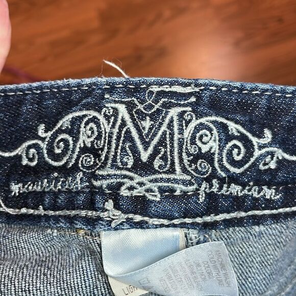 Y2K Maurices Premium Low Rise Bootcut Jeans, bedazzled, size 7/8 - Picture 6 of 11